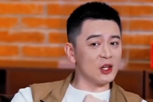 杨鸣表示：教练职业风险高，若多名运动员联合输球，教练可能面临下课风险