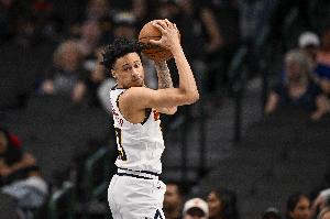 上赛季鹈鹕场均5.2分，记者称爵士与特雷·亚历山大达成双向合同