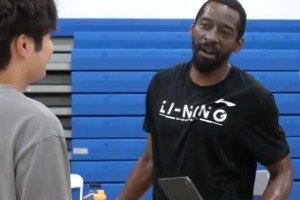 【Big3】克劳福德：你知道的，我也算CBA名宿了！