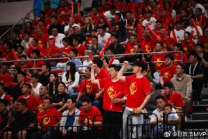 媒体人士：中日男篮世预赛在辽宁体育馆火爆开场，周边餐饮业增长40%