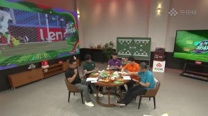 白岩松论姆巴佩：巨星也常犯错，他更显领袖气质，可称姆董