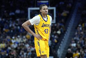 卡梅隆·卡尔谈NBA:如梦似幻的体验,我乐在其中