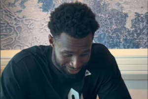 观NBA只为娱乐！维金斯现场看篮球火提问：这难道不是AI？