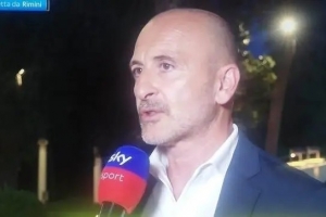 国际米兰总监：帕莱斯特拉遭截胡属常见现象，我们与英超存在经济差距