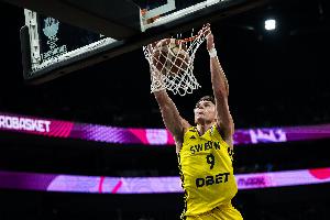 世预赛:瑞典87-76战胜捷克 拉松16投4中得19分2篮板2助攻 克雷伊奇贡献14分4篮板5助攻