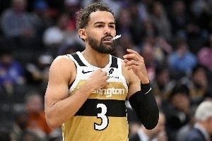今夏五大最差合约:特雷·杨2亿居首 湖人耗尽家财 活塞两度入选