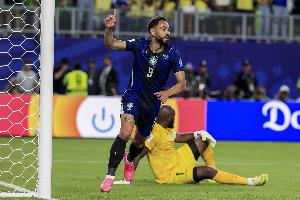 三场三球！太阳报称库尼亚成06年以来巴西最耀眼世界杯9号球员