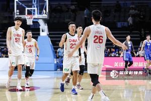 媒体人士透露：中国男篮今日午间出发返国，稍作休整后召开总结会议