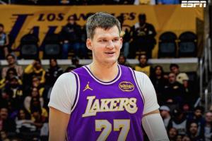 Shams：湖人交易获2首轮+2互换！4年1.3亿先签后换签下凯斯勒！