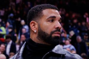 饶舌艺人Drake下注77万美元助加拿大战胜南非晋级,盈利23.1万美元