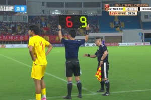 赵松源登场1分钟传射！孔玺诺扳平，赵松源暴力远射