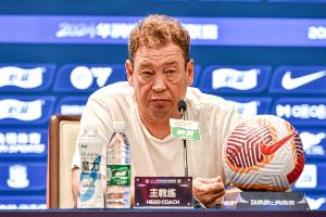 申花高层应对斯卢茨基辞职准备不足，吴金贵回归成难题