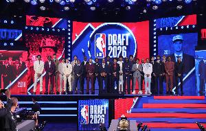 NBA官方宣布：拉斯维加斯夏季联赛7月10日开幕！首战即状元对决榜眼！