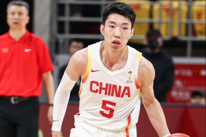亟需状态提升！廖三宁上半场4次出手仅命中2球，贡献4分2助攻1抢断，正负值-14