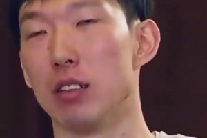 周琦此前给杨瀚森建议：打NBA要放平心态，说实话黑人瞧不起我们