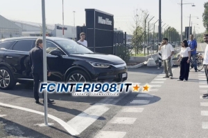 记者：斯通斯已抵米兰城，即将完成加盟国米手续