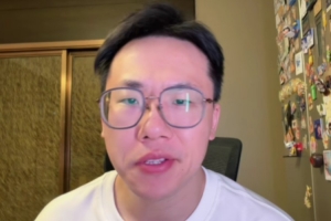 解说：男篮战术安排中缺少杨瀚森高位组织核心，他们何时能实现上下层级的进步