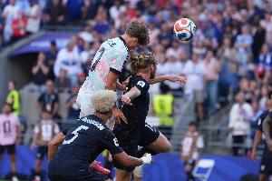 比利时2-1再次超越美国！德凯特拉雷连进两球，丢球后仅2分钟便完成反超