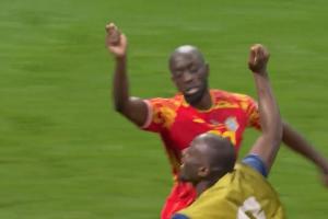 锁定胜利！维萨补时再入两球，民主刚果3-1反超乌兹别克斯坦！