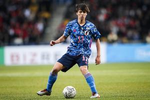 日本中场双星联手，与突尼斯激战传递150次，失误仅7次